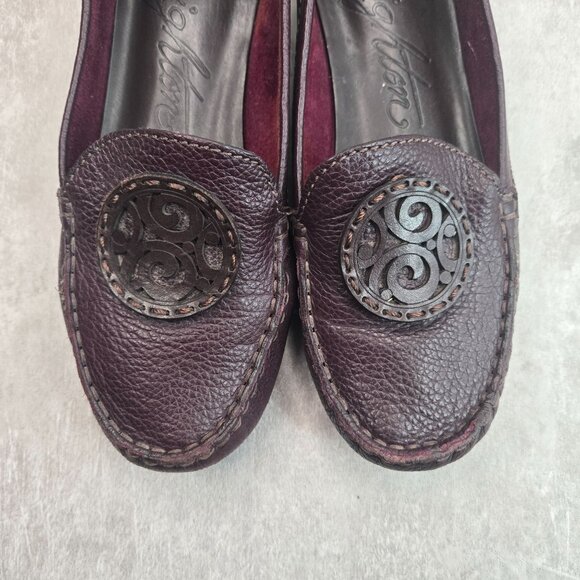 Brighton Preppy Loafers Medallion Burgundy Red Leather Slip On Dress Shoe Sz 6.5 - Picture 9 of 11
